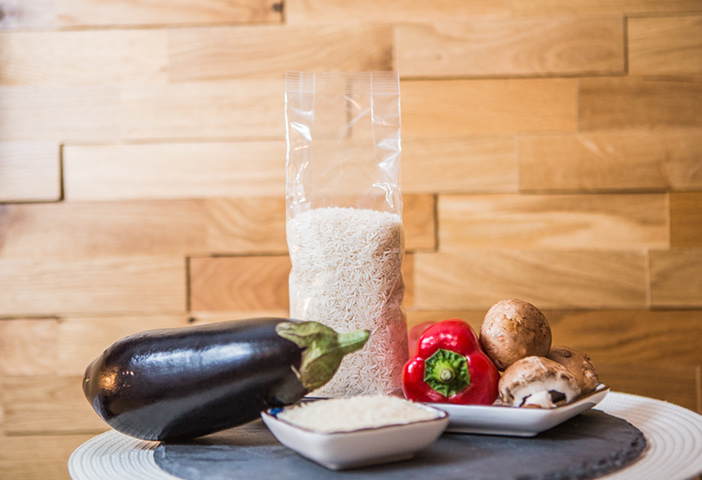 Reis in PP-Beutel verpackt